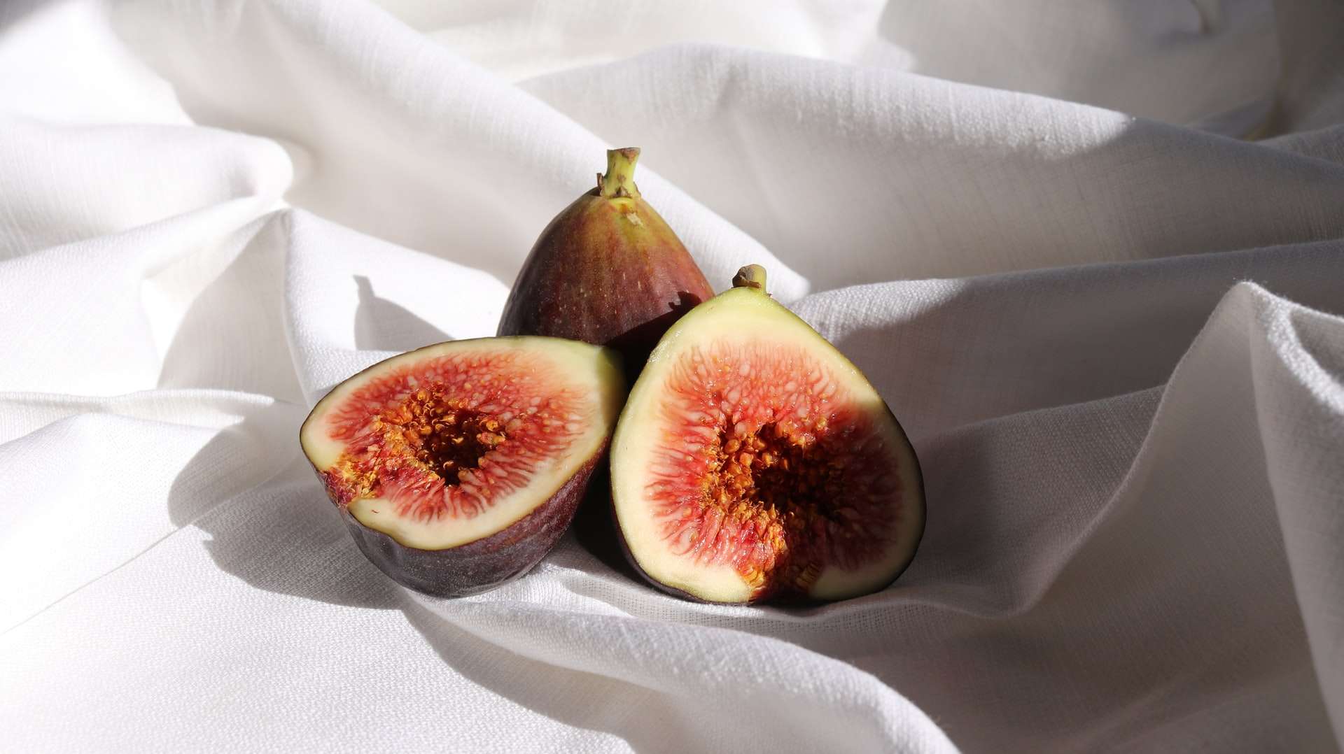 figs on a white napkin